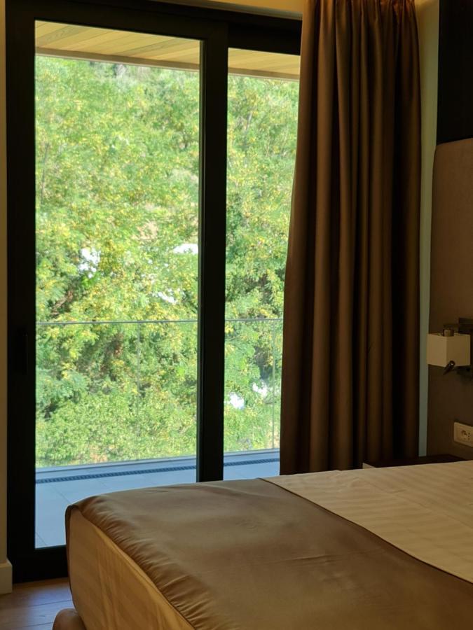 Hotel Aross Vlora Kültér fotó