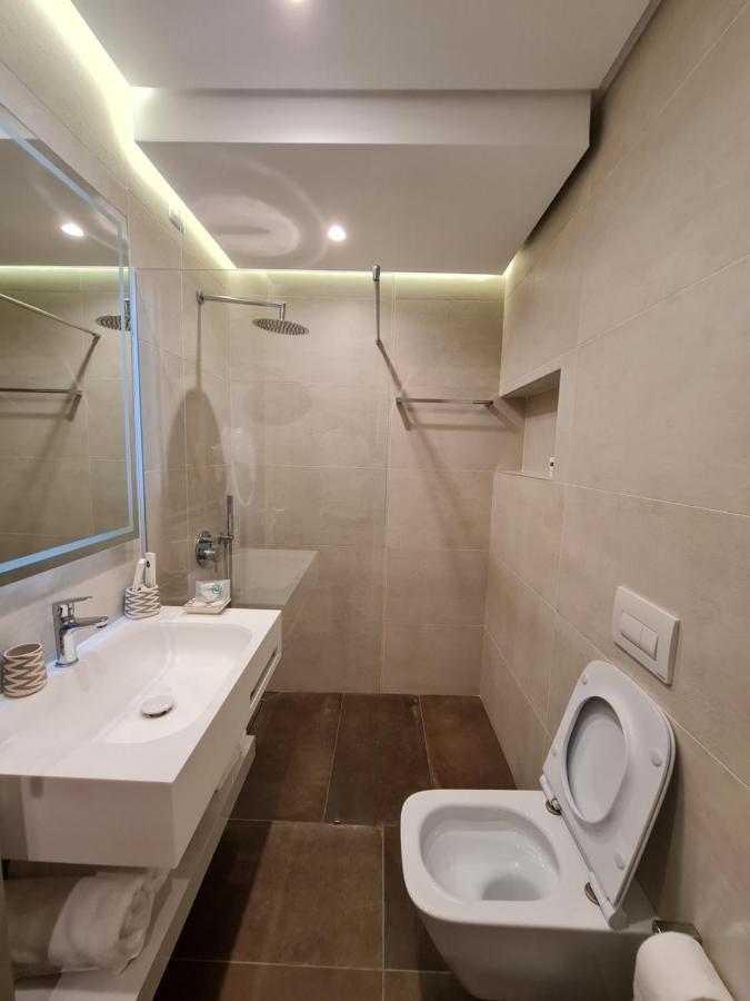 Hotel Aross Vlora Kültér fotó