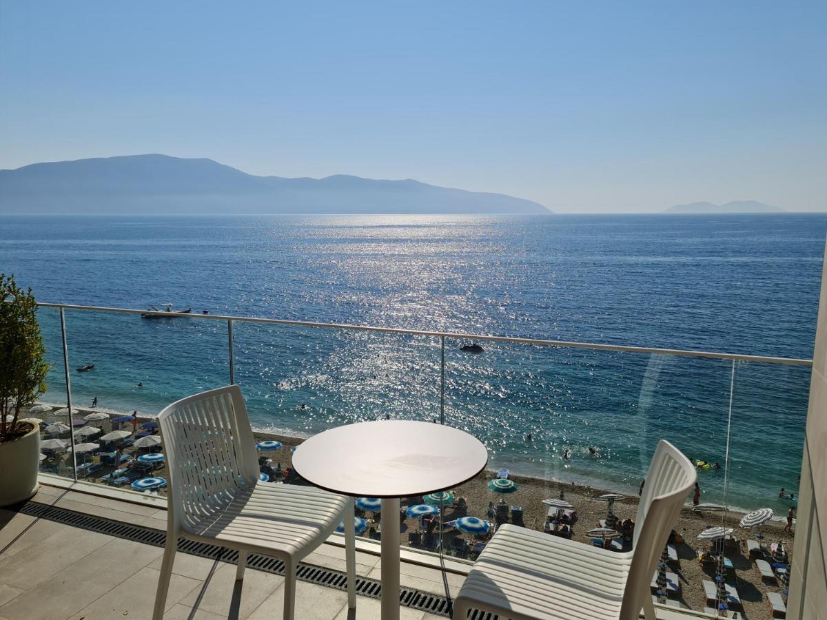 Hotel Aross Vlora Kültér fotó