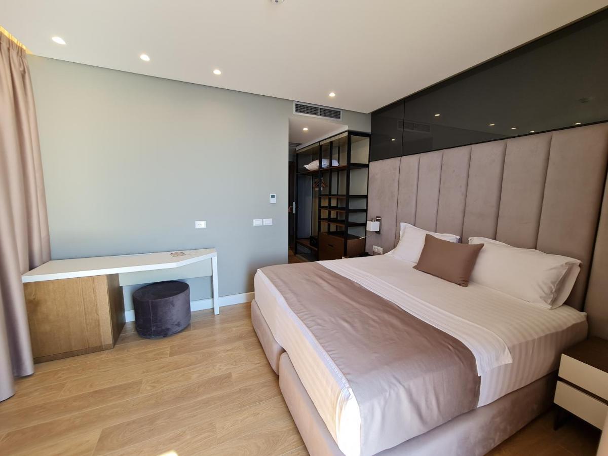 Hotel Aross Vlora Kültér fotó